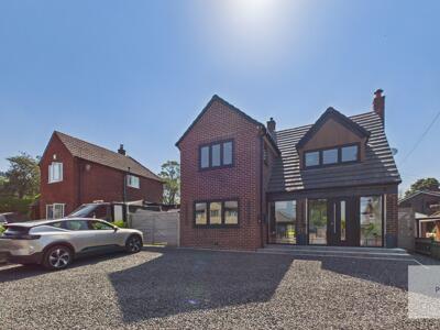 Esk Avenue, Edenfield, Ramsbottom, Bury